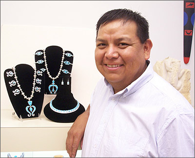 Earl Plummer (Navajo) at Indian Craft Shop